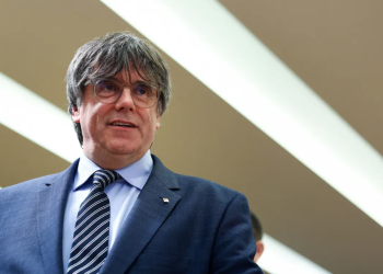 «Sin perjuicio de»: el intento de blindar a Puigdemont que trata de sortear a la Justicia europea>
