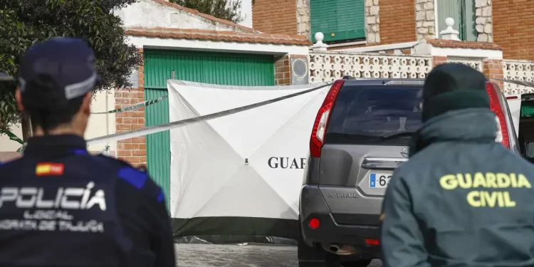 Un ajuste de cuentas por dinero tras una estafa amorosa, principal hipótesis del presunto asesinato de tres hermanos en Morata de Tajuña (Madrid)>
