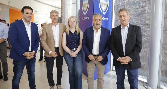 Cornejo en San Rafael: “El superministerio en Mendoza es el de Educación y ahí estará puesta mi mirada más exigente en estos años”