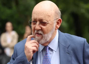 El CIS de Tezanos deja en el aire la absoluta del PP en Galicia, ve el desplome del PSOE y da al BNG una horquilla llamativa>