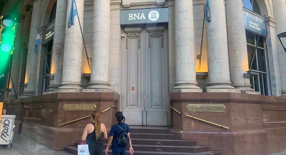 El oficialismo propuso reducir las empresas a privatizar durante el debate de la Ley Ómnibus