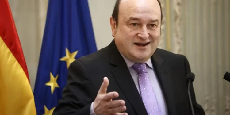 El PNV apremia a Sánchez por las transferencias pactadas>