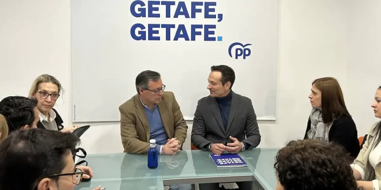 El PP exige a Lobato que actúe ante la «trama de mordidas» de Getafe y lo compara con el caso Koldo>