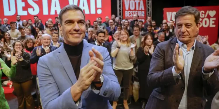 El PSOE se juega en un mes el futuro de la legislatura>