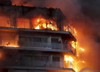 Incendio de Valencia: los 45 minutos y 800 grados que lo engulleron todo>