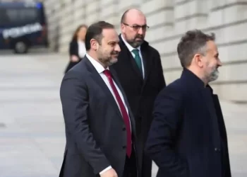 Koldo García, lugarteniente de Ábalos, detenido en una operación anticorrupción sobre compra de mascarillas>