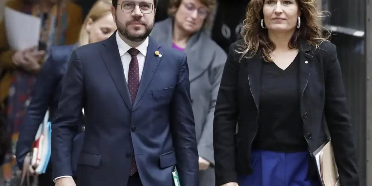 Nuevas medidas por la sequía en Cataluña, en directo: Municipios afectados, restricciones y última hora de la rueda de prensa del Govern hoy>