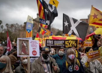Politizada lengua catalana>