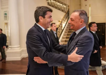 Salvador Navarro reclama en Madrid «un trato más justo» para la Comunidad Valenciana>