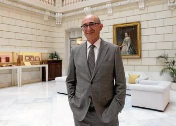 Salvador Viada: «La Fiscalía no puede estar dirigida con un mando a distancia desde el Gobierno»>