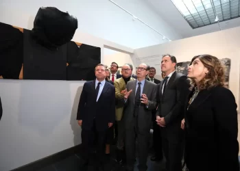 Toledo salda su deuda con Rafael Canogar con un espacio que el artista quiere que sea «vivo»>