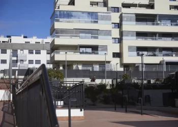 Urbanizaciones, la república dependiente de tu casa>