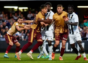 Así está el Córdoba en la clasificación tras al Castellón>