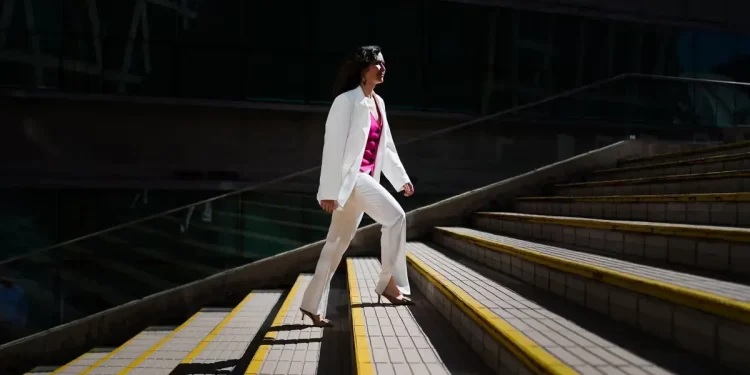 Ayuso carga contra Sánchez desde Chile: «Le conviene la tensión»>