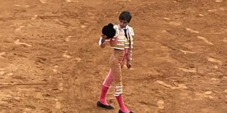 Discreta actuación de Manuel Román en la plaza de Olivenza>