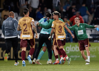 El Córdoba CF y el cordobesismo se suben al barco del ascenso directo>