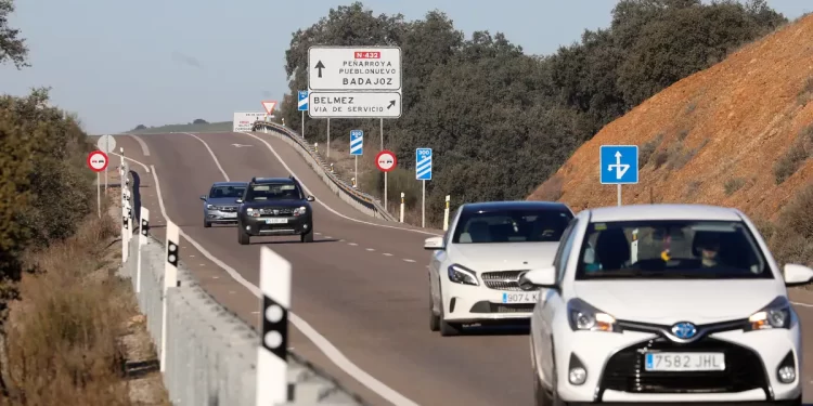 El PSOE cordobés tilda de «bulo» la última respuesta del Ministerio de Transportes que frena el tramo Badajoz-Espiel de la futura A-81>