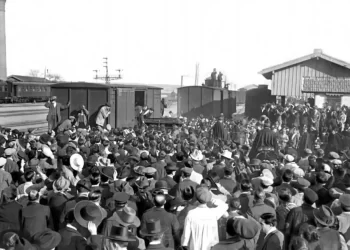 La tarde en que Florentino Ballesteros salió del coso herido de muerte y entró en la leyenda>