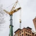 Retiran una grúa de una calle de Retiro que iba a trasladar una pilotadora de 40 toneladas por encima de dos edificios>
