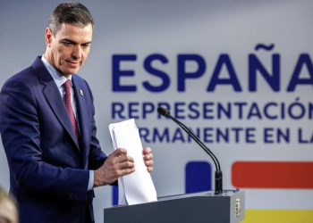 Sánchez ignora el pulso de Puigdemont pese a las críticas al prófugo de Page y Lobato>