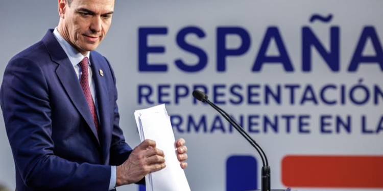 Sánchez ignora el pulso de Puigdemont pese a las críticas al prófugo de Page y Lobato>