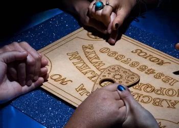 Un encuentro sobrenatural a través de la ouija en Jaén>
