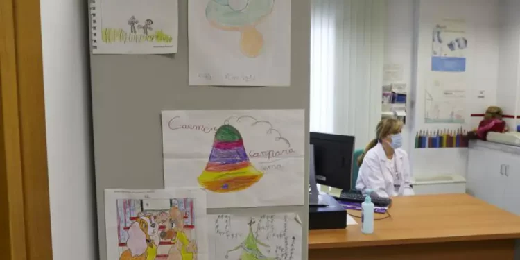 Un protocolo ayudará a los profesionales de Atención Primaria de Madrid a detectar los casos de maltrato infantil>