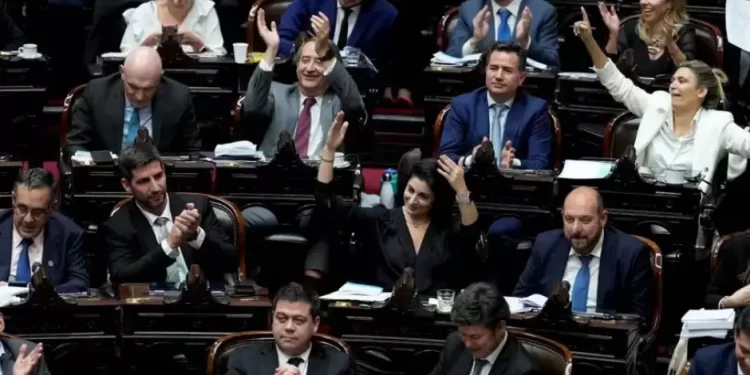 Diputados aprobó la restitución del Impuesto a las Ganancias, el blanqueo de capitales y avanza el Paquete Fiscal