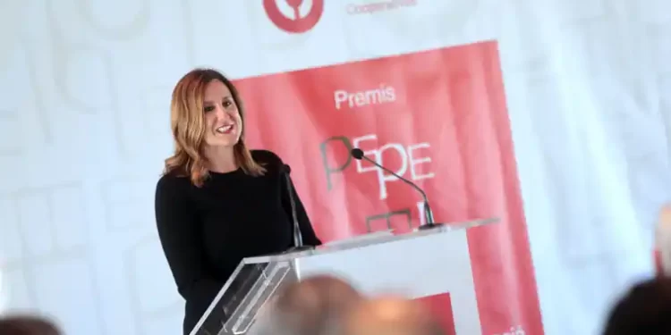 Carlos Mazón: «La ley de señas de identidad de la Comunidad Valenciana incluirá una referencia al cooperativismo valenciano»>