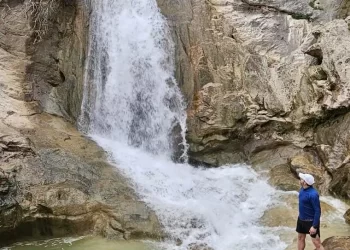 El espectáculo del agua sigue en la Subbética: así está la Garganta del río la Hoz en Rute>