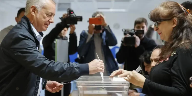 El País Vasco vota: Cataluña mira y Sánchez saca la calculadora