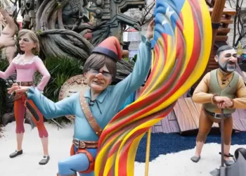 El PP denuncia la «apropiación» de las Fallas de Valencia por parte de los independentistas catalanes>