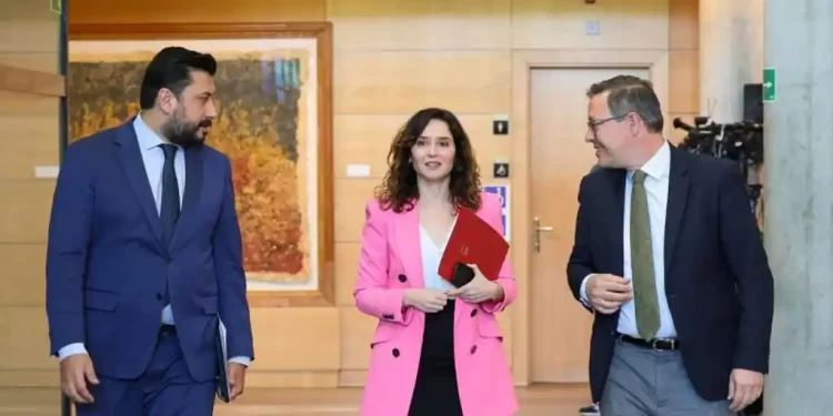 El PP vota en solitario a Leguina como consejero de la Cámara de Cuentas de Madrid y el PSOE duda de su capacidad>