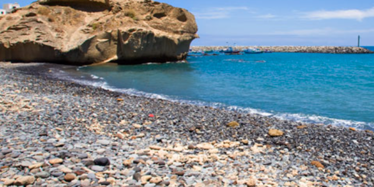 Investigan el hallazgo de un cadáver desmembrado en Arico (Tenerife) con una bolsa de plástico atada a la cabeza>