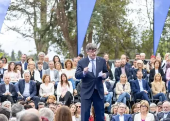 Junts pide a TV3 que el debate del 12M se celebre en Perpiñán para que pueda asistir Puigdemont>
