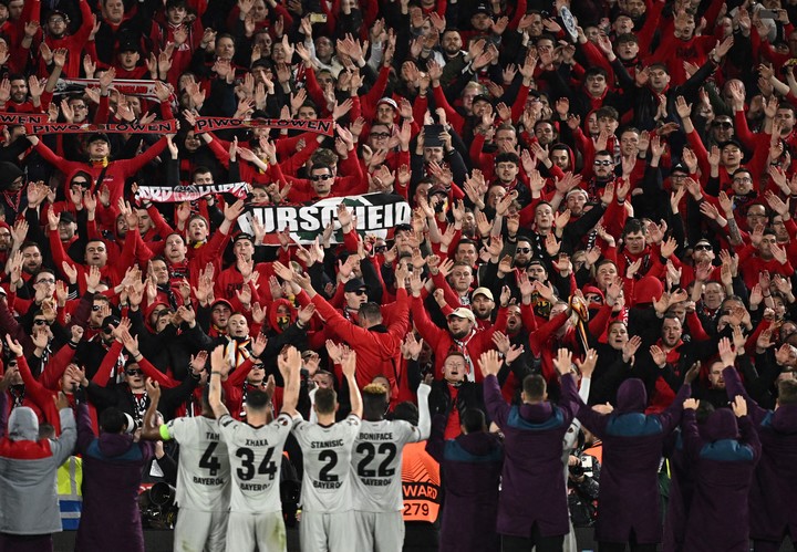 El Bayer Leverkusen salió campeón a falta de cinco fechas.