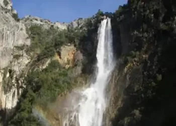 La cascada más alta de Andalucía se esconde en Jaén>