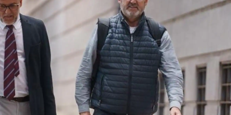 La juez rastrea 21.400 euros en cheques al portador emitidos desde la asociación de Tito Berni>