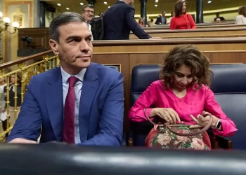 La maniobra de Sánchez descoloca a las instituciones europeas>