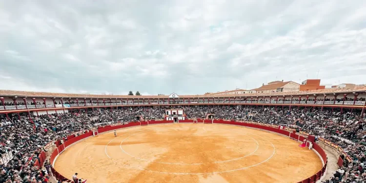 Llenazo en la vuelta de los toros a Ciudad Real>