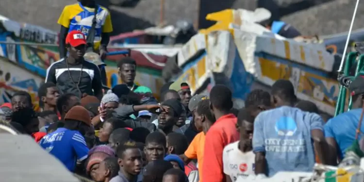 Moncloa sitúa la inmigración ilegal entre las tres principales amenazas>