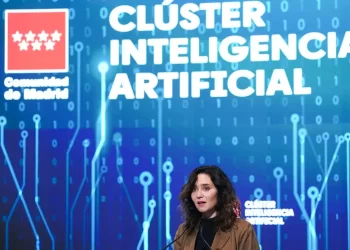 Para qué sirve el clúster de IA en Madrid: ayudará a fabricantes, transportistas, al almacén y a mejorar los servicios públicos>