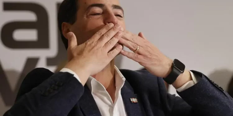 Pradales sobrevive a Bildu por la mínima y Sánchez gana oxígeno>