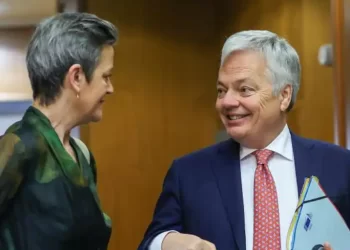 Reynders presiona para un acuerdo en el CGPJ pero Gobierno y PP descartan avances>