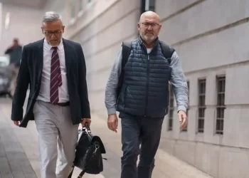 Tito Berni pide a la juez que declare el mando policial que custodiaba los móviles de la trama>