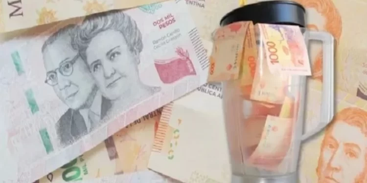 El cambio de fórmula jubilatoria ya se siente en el gasto público: el superávit fiscal se queda sin licuadora