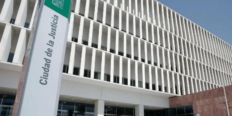 Asaltan 16 veces en dos meses el depósito judicial de Málaga para robar pruebas de delitos>