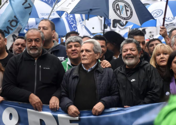 Comenzó el paro de la CGT, con todos los servicios del país paralizados