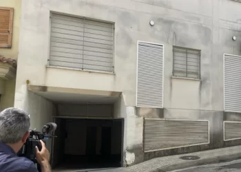 El conductor que atropelló a un niño y se dio a la fuga se entrega a la Policía de Valencia>