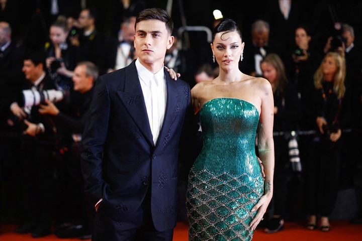 Paulo y Oriana asistieron a la avant premiere de una película francesa (REUTERS).